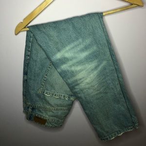 Light washed blue mom jeans